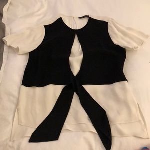 NEW Zara top. Can be tied in the front or back